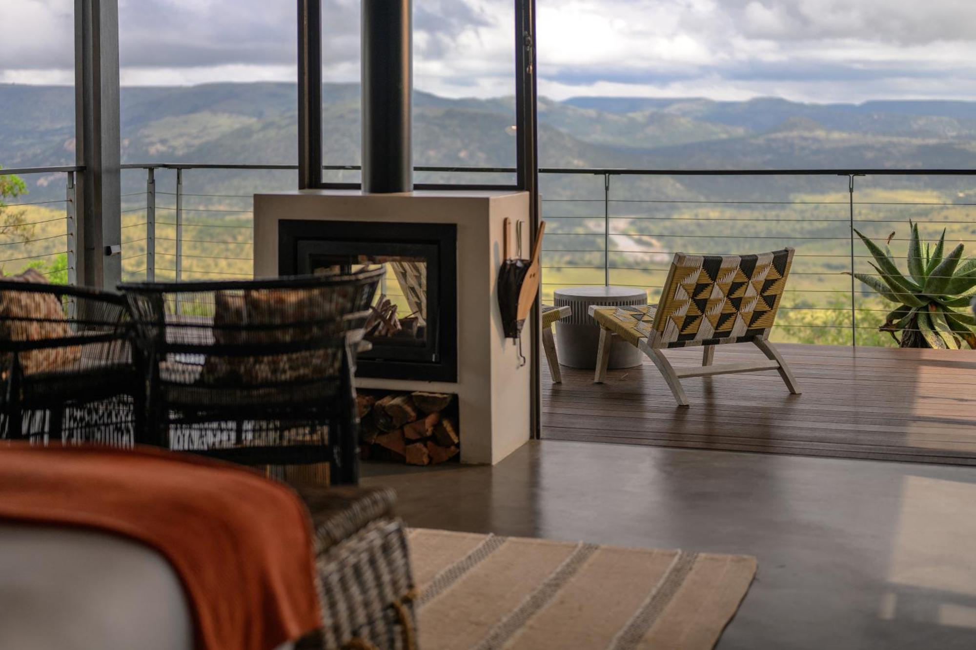 Zulu Rock Lodge - Babanango Game Reserve Ulundi エクステリア 写真