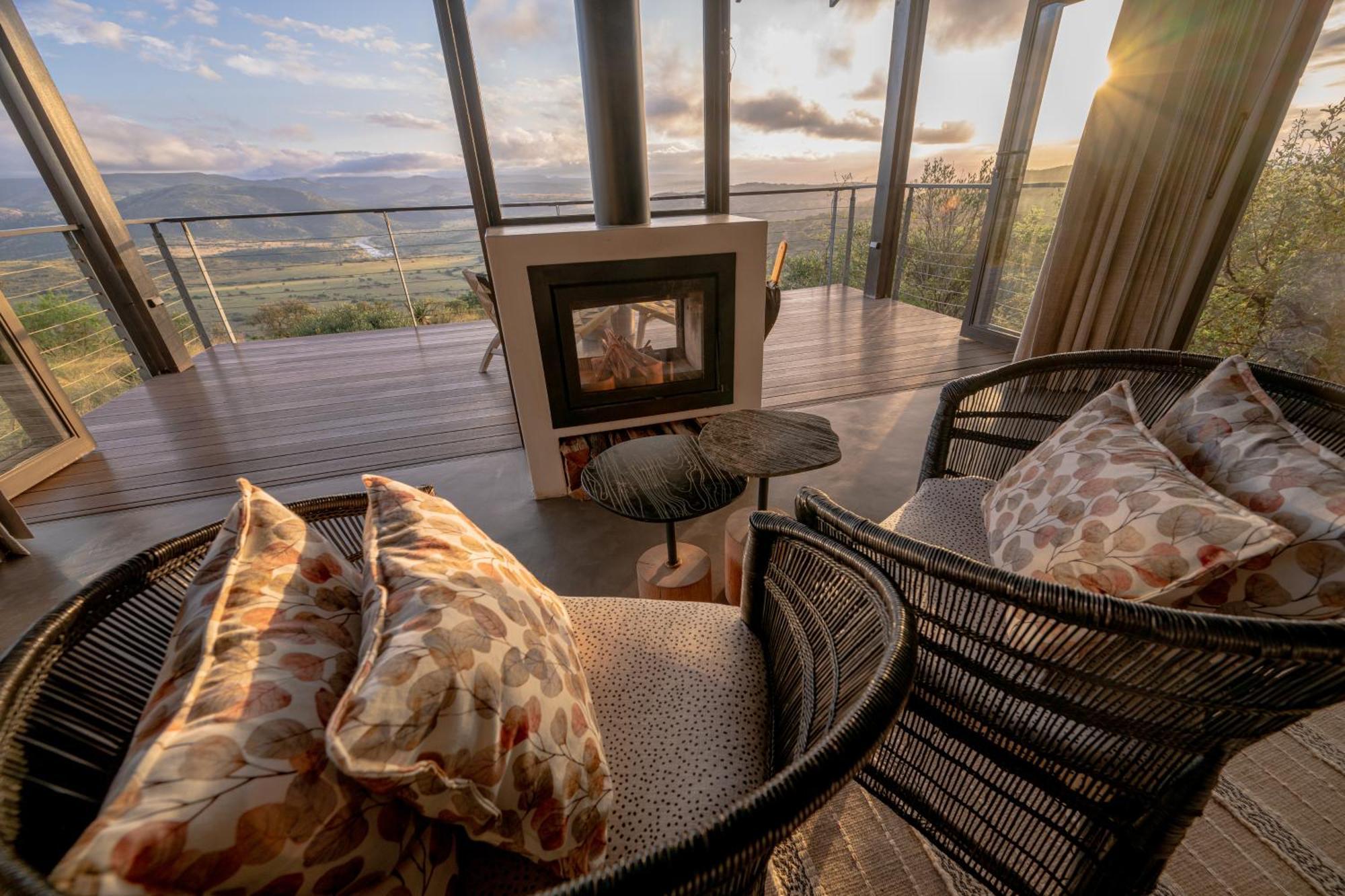 Zulu Rock Lodge - Babanango Game Reserve Ulundi エクステリア 写真