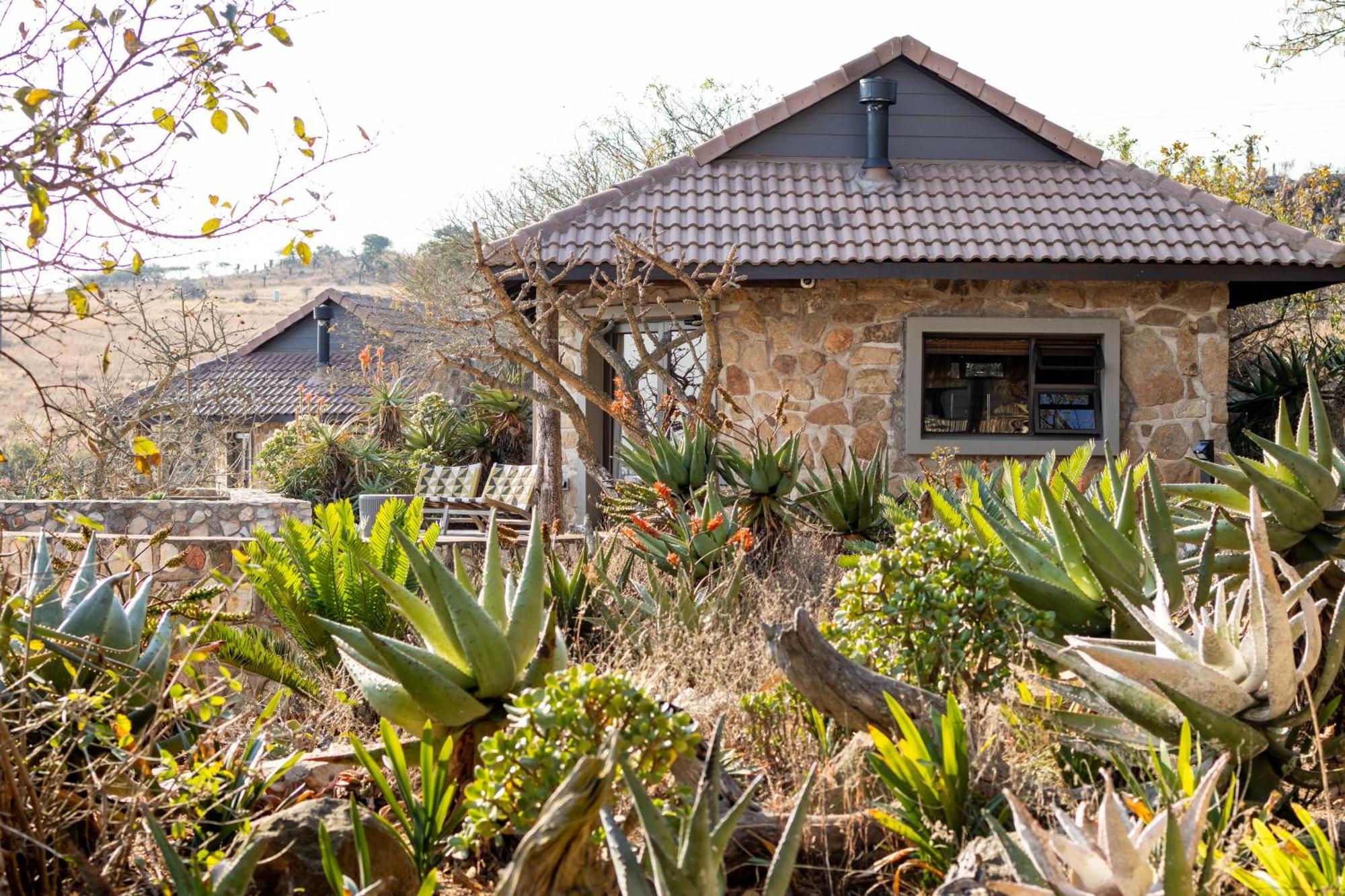 Zulu Rock Lodge - Babanango Game Reserve Ulundi エクステリア 写真